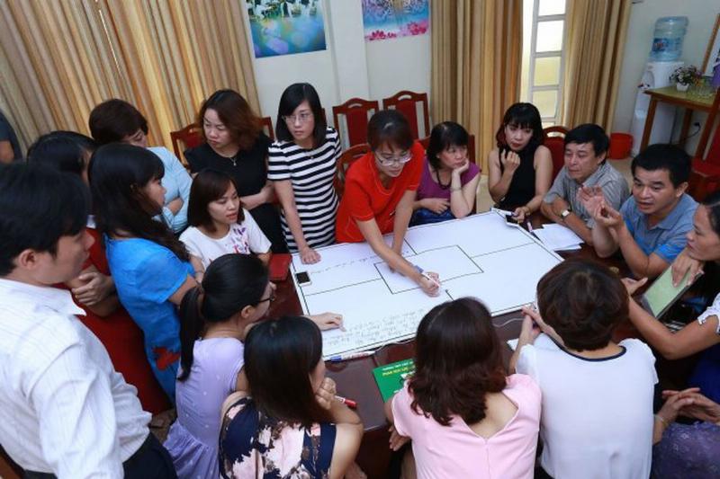 Mẹo vặt giúp bố mẹ đồng hành cùng con học giải toán lớp 2 VNEN hiệu quả