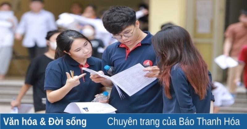 Minh họa các thành viên gia đình hỗ trợ nhau quản lý cảm xúc, tạm biệt cửu trùng đài căng thẳng.