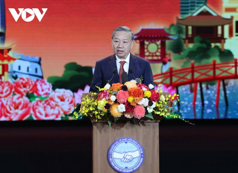 Tương lai sáng tươi với Kinh tế Pháp luật