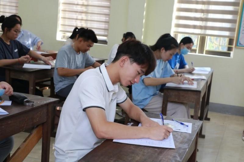 Minh họa các dạng câu hỏi trắc nghiệm lịch sử khác nhau