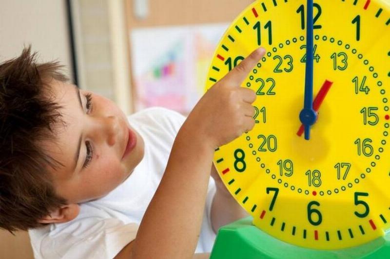 Đồng hồ báo thức hình con vật dễ thương giúp trẻ dậy đúng giờ mỗi buổi sáng