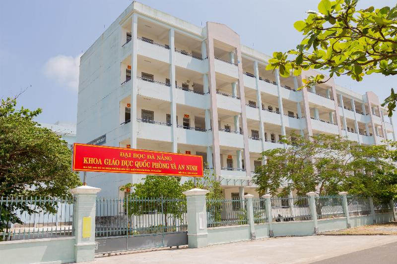 Hoc nhom hieu qua giao duc quoc phong 10 bai 1